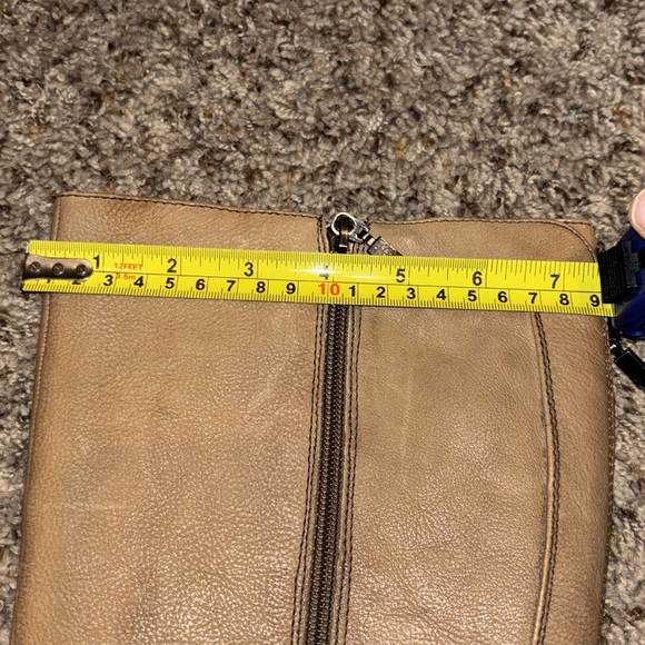 Arnold Churgin TallStylish Tan Heeled Boots Size 40 - Picture 8 of 9